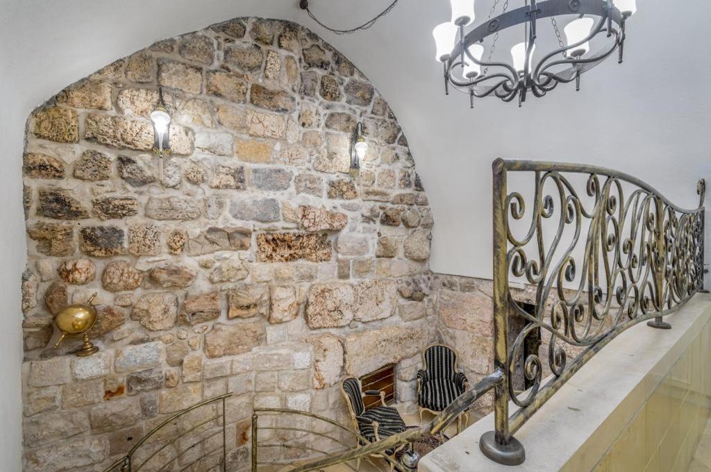 Western Wall Luxury House - Avraham Jerusalem Exterior photo